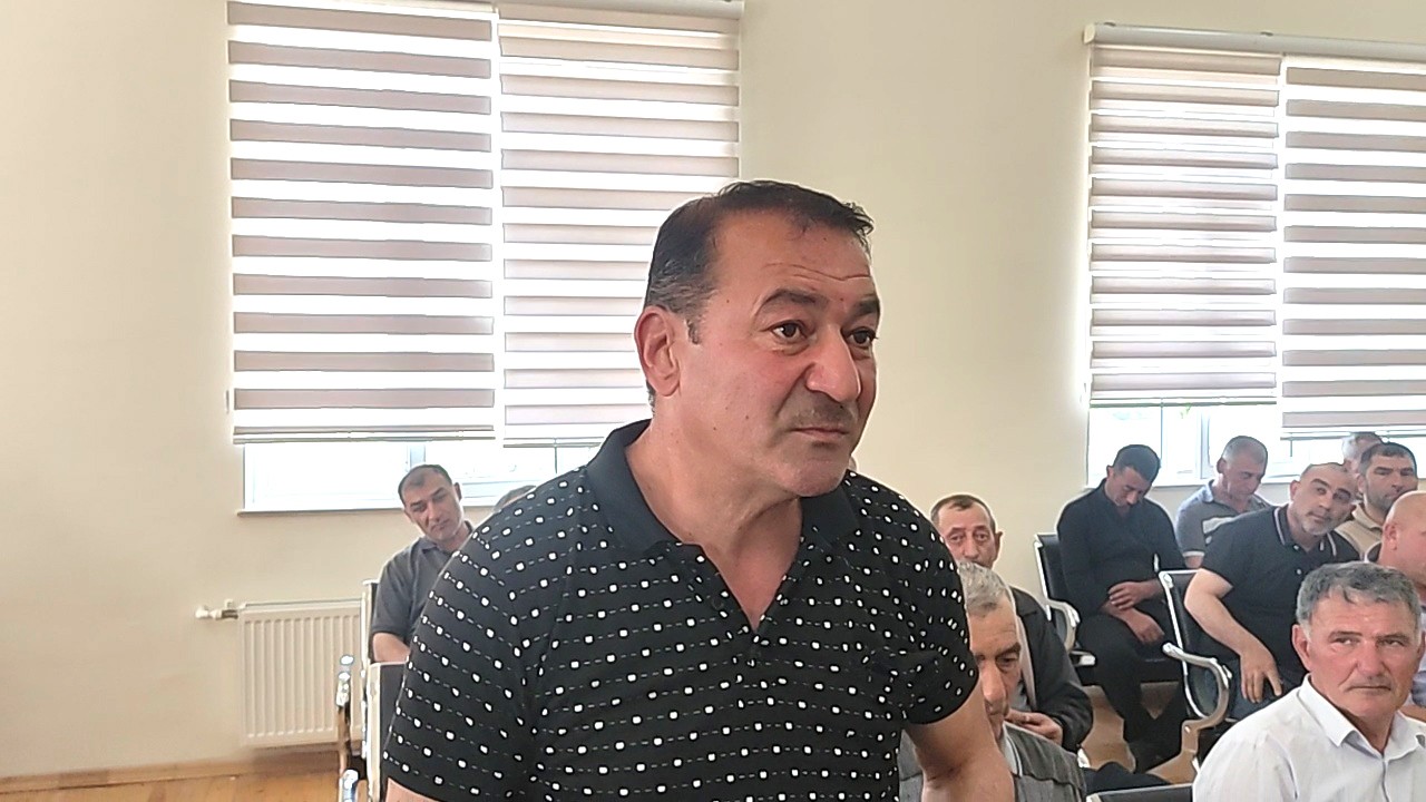 İcra başçısı Seymur Orucov sakinlərlə görüşdü - FOTOLAR